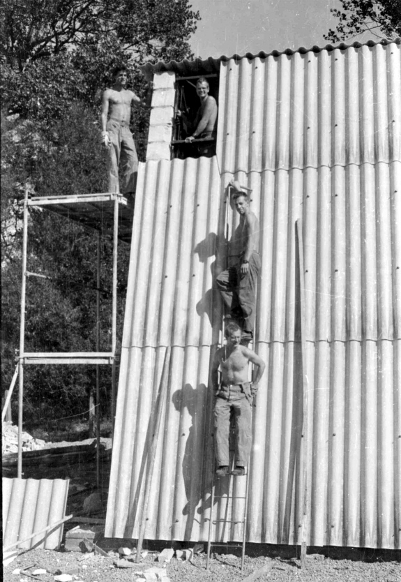 Baustelle Plattenwerk Bergen 1989 Lagerhalle