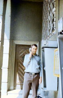 BS Eckbert Heinz bei einer der wichtigsten Ttigkeiten im Ausgang