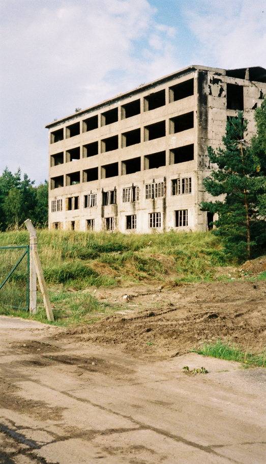 Beton: hohl und leer, und doch nicht so einfach ungeschehen zu machen.
