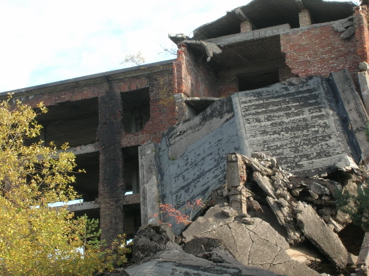 Zusammengestrzte Ruinen im Norden